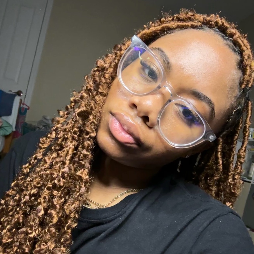 Meet your Posher, Trinity